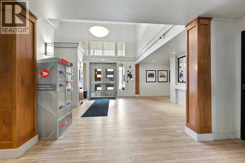 Property at 202, 35 Richard Court SW image 3