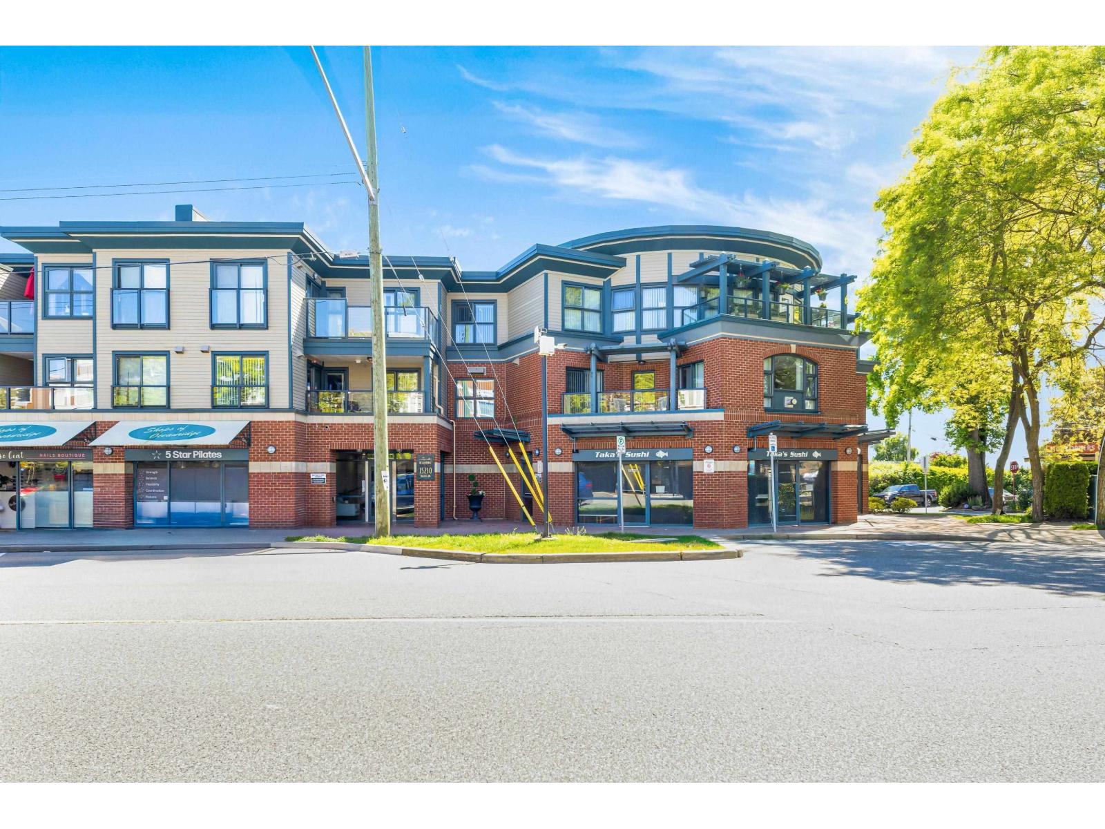 303 15210 Pacific Avenue, White Rock, British Columbia  V4B 5L2 - Photo 5 - R3035102