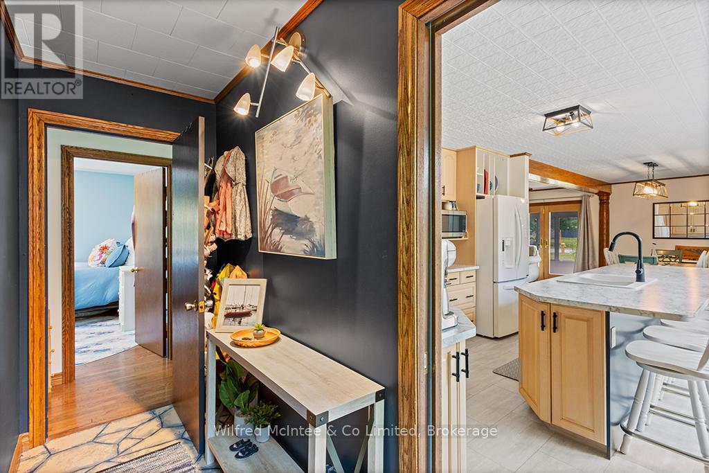 20 Ottawa Avenue, Saugeen Shores, Ontario  N0H 2L0 - Photo 14 - X12333643