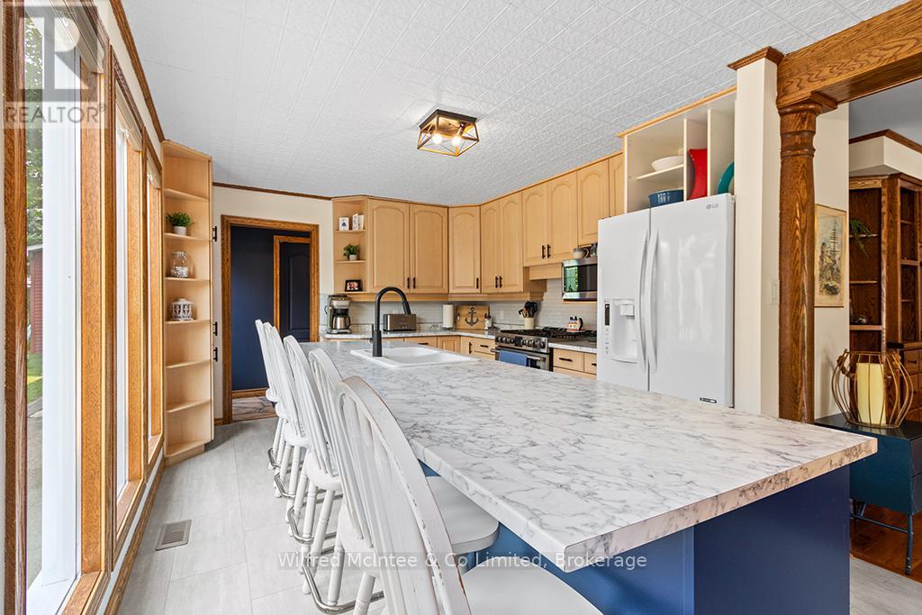 20 Ottawa Avenue, Saugeen Shores, Ontario  N0H 2L0 - Photo 16 - X12333643