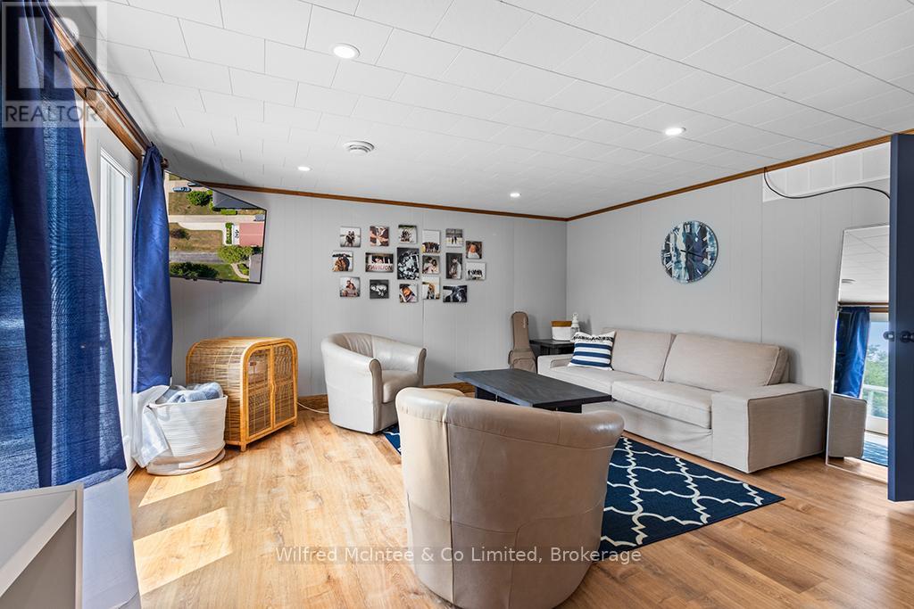 20 Ottawa Avenue, Saugeen Shores, Ontario  N0H 2L0 - Photo 31 - X12333643