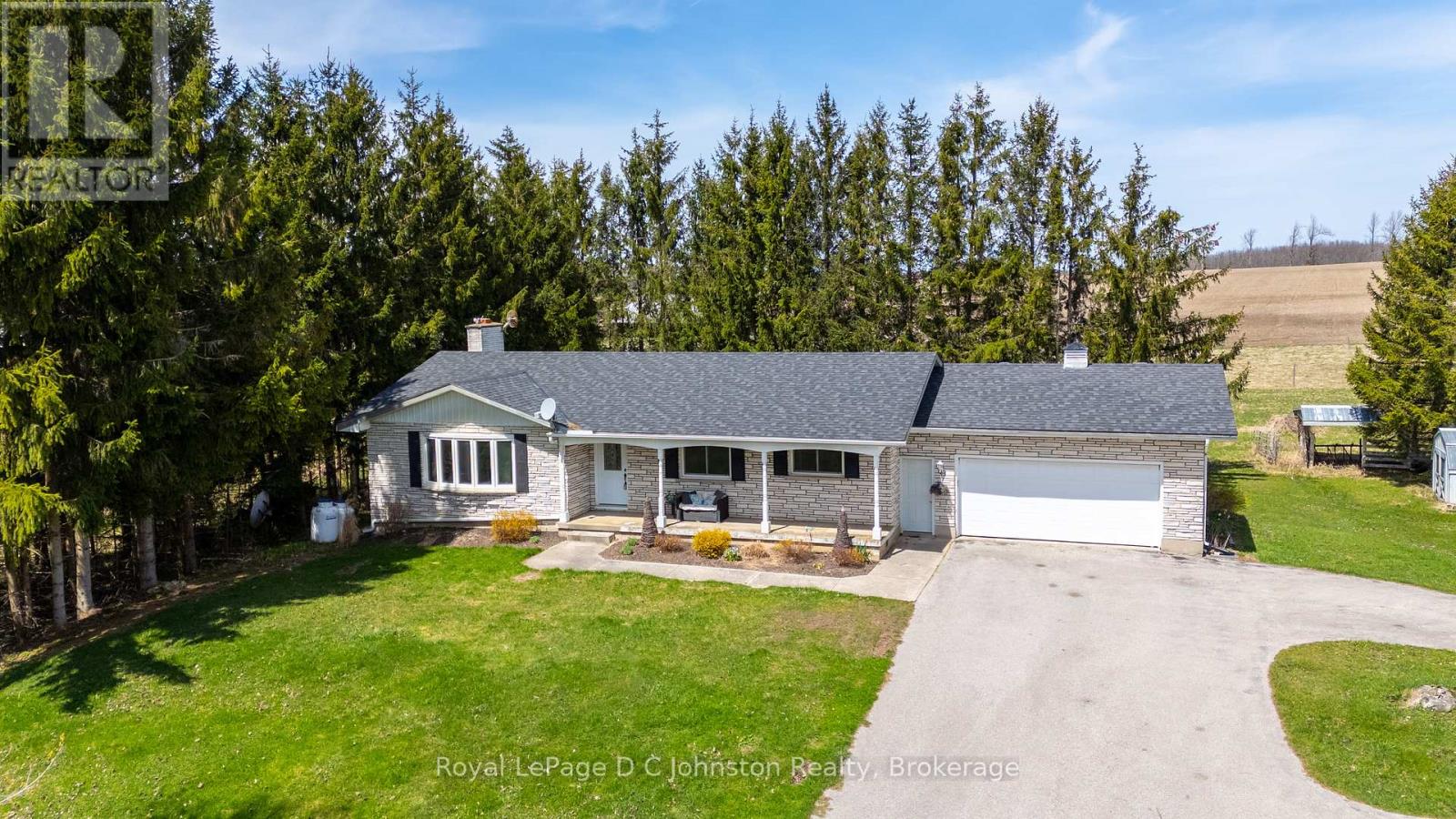 7199 Highway 21 Highway, South Bruce Peninsula, Ontario  N0H 1A0 - Photo 1 - X12333698