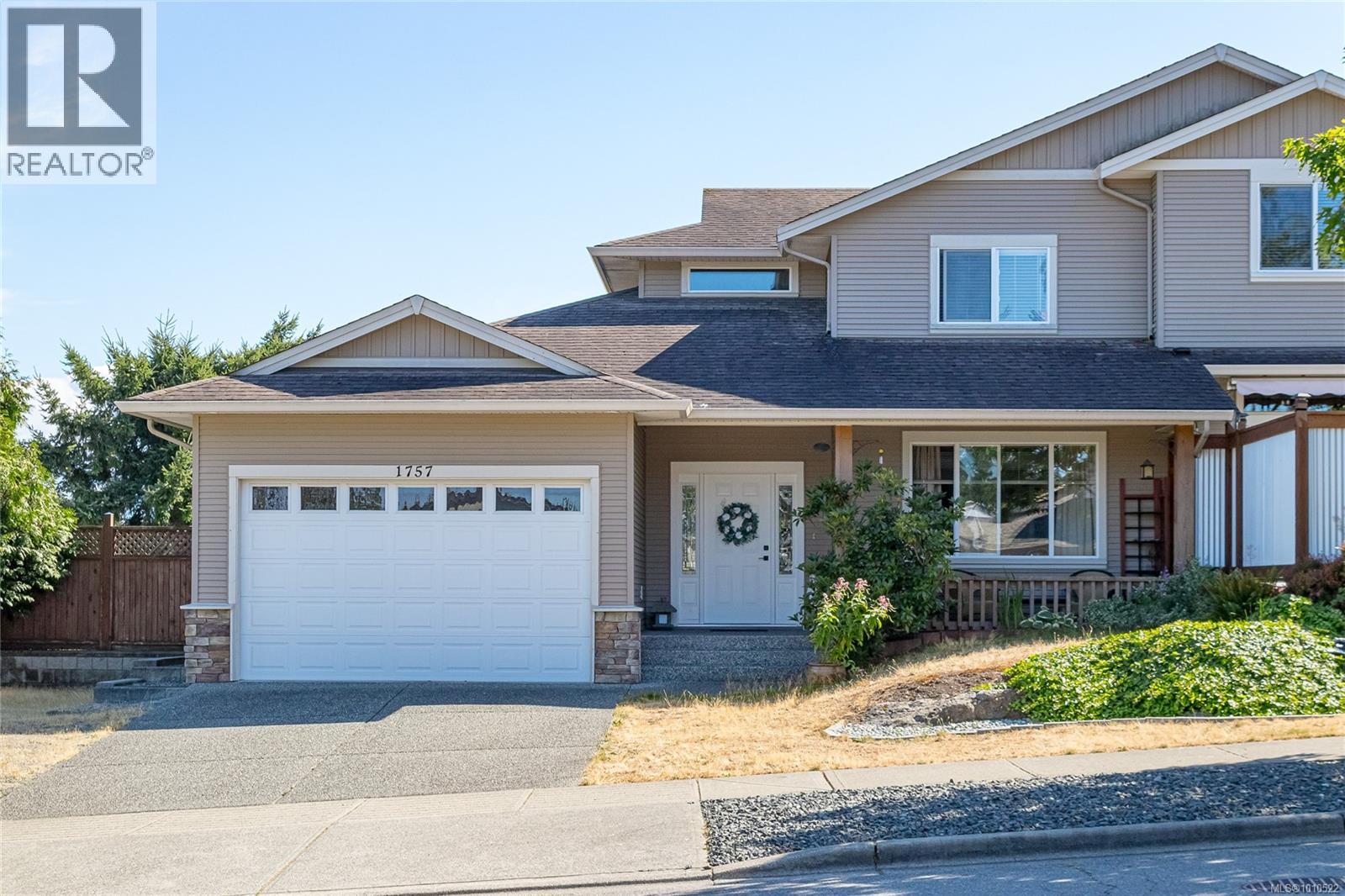 Property at 1757 Country Hills Dr image 2