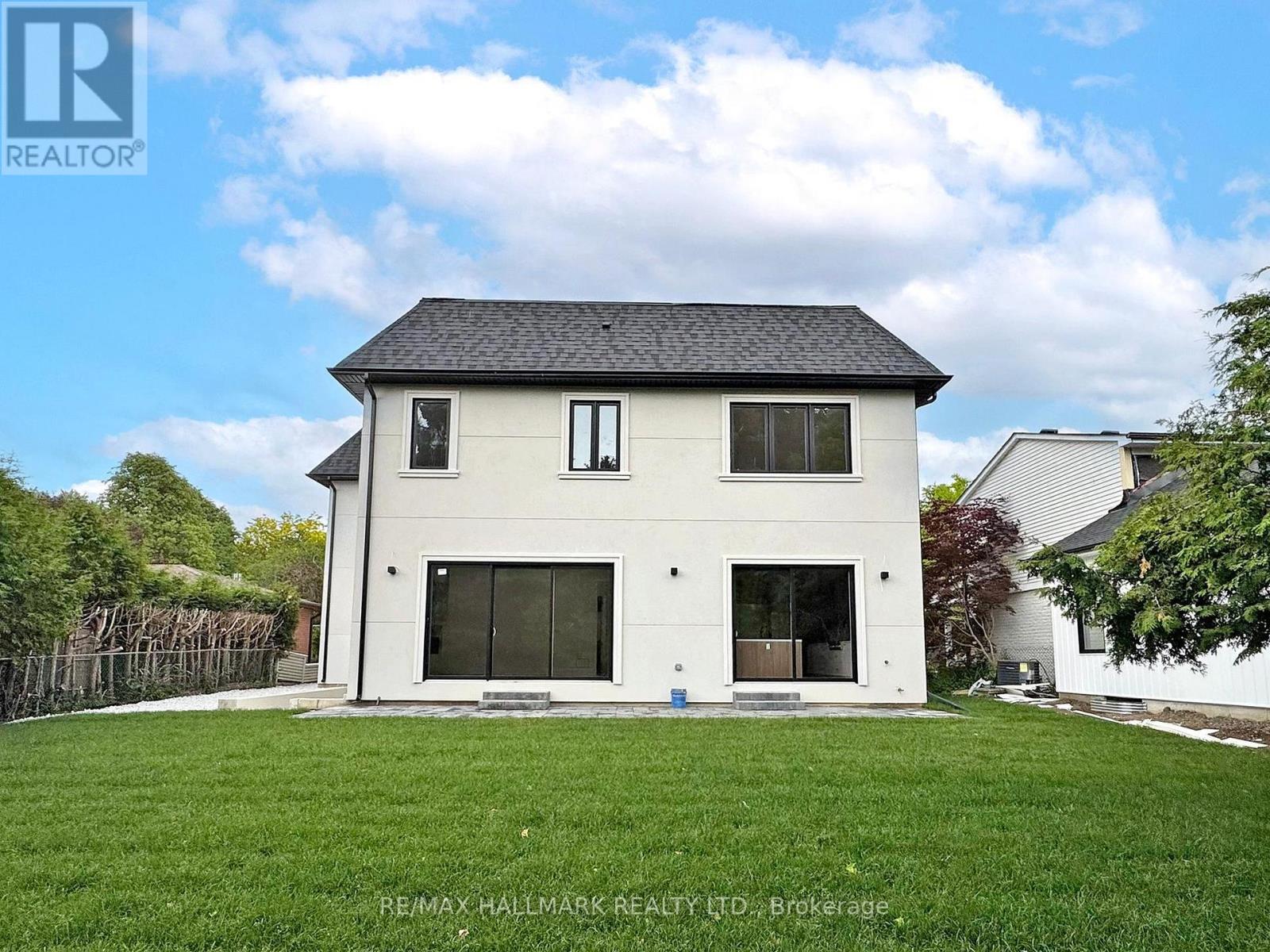 32 Cossar Drive, Aurora, Ontario  L4G 3N8 - Photo 44 - N12333502