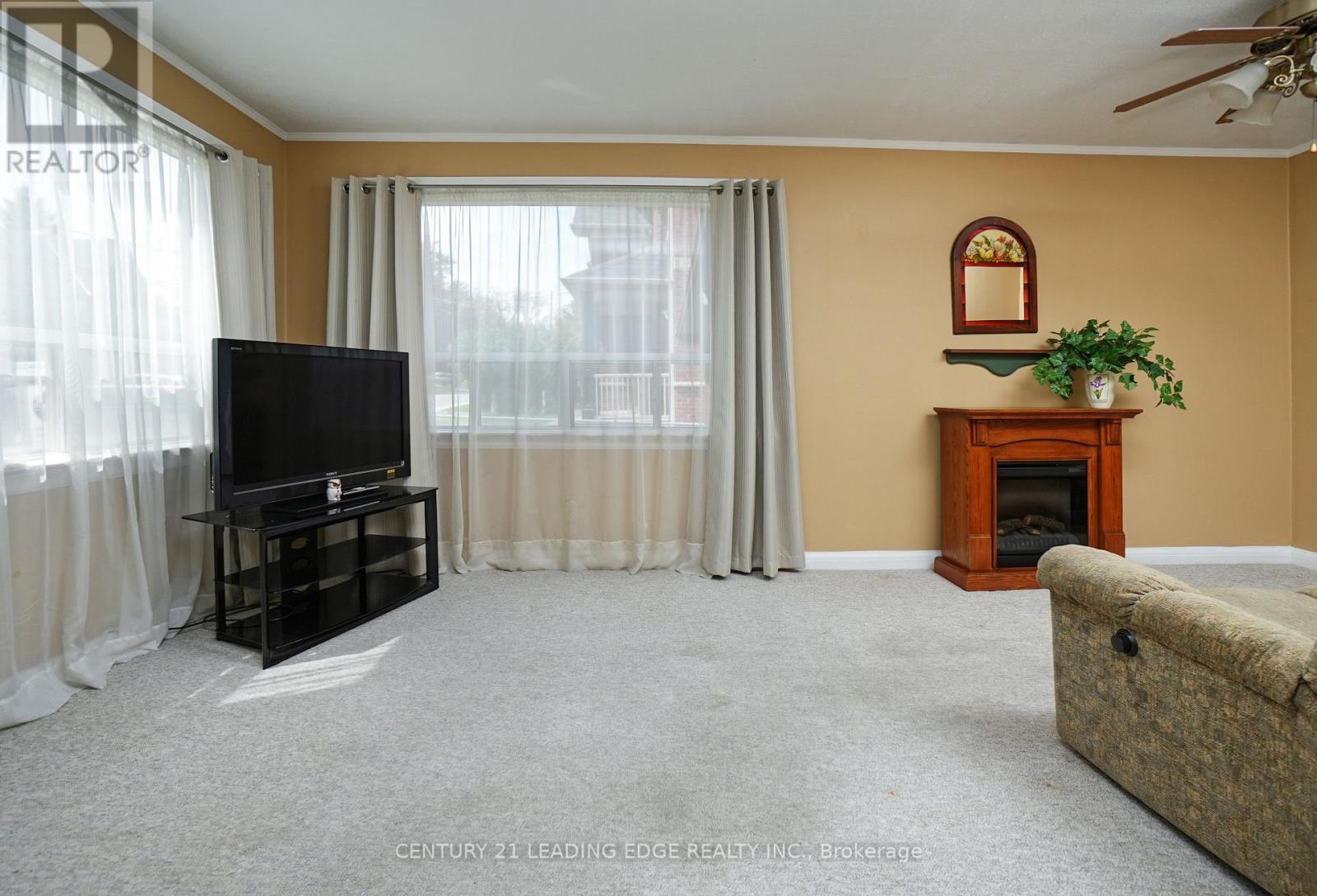 12 Rouge Street, Markham (Vinegar Hill), Ontario  L3P 1K6 - Photo 8 - N12333593