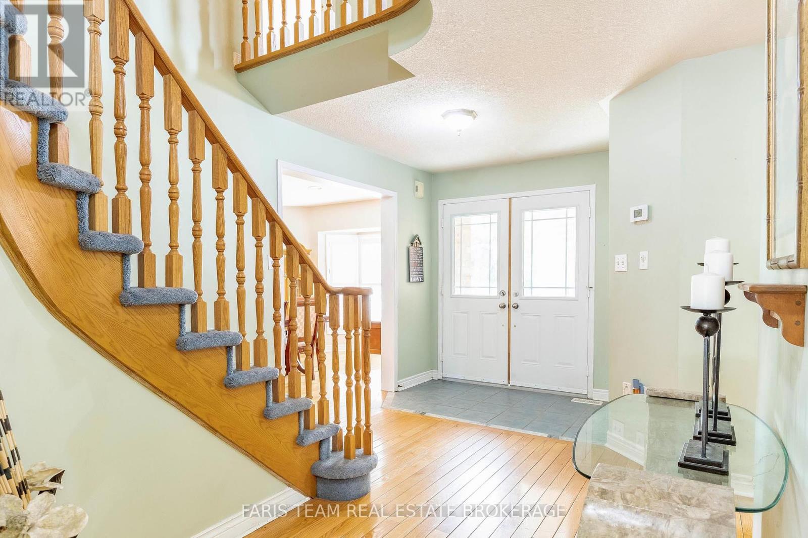 Property at 306 TUPPER BOULEVARD image 4