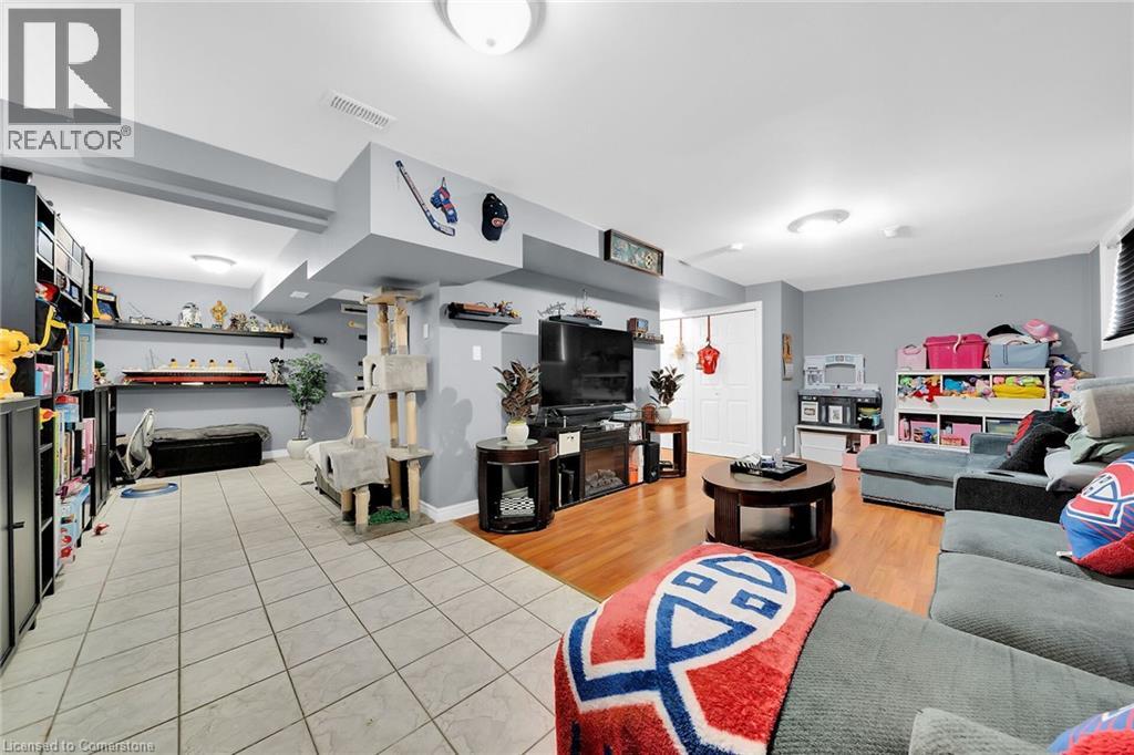 2 Tyler Drive, Stoney Creek, Ontario  L8E 4W9 - Photo 41 - 40758778