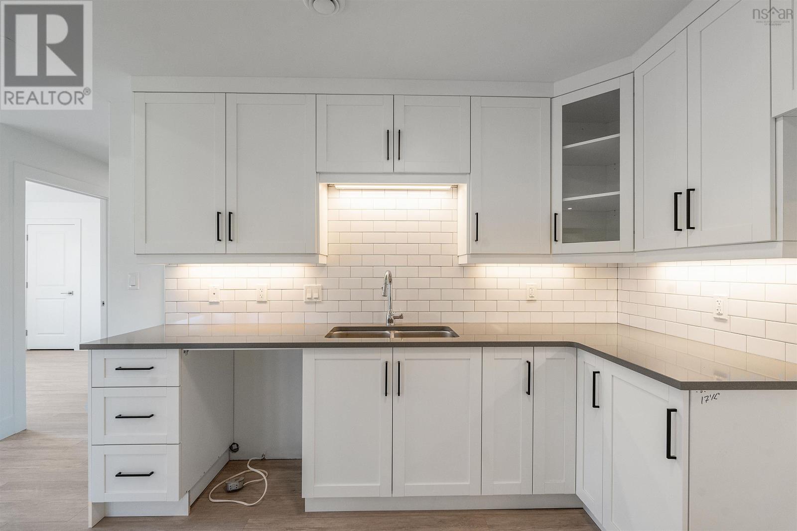 8 Elizabeth Avenue, Garlands Crossing, Nova Scotia  B0N 2T0 - Photo 13 - 202506756