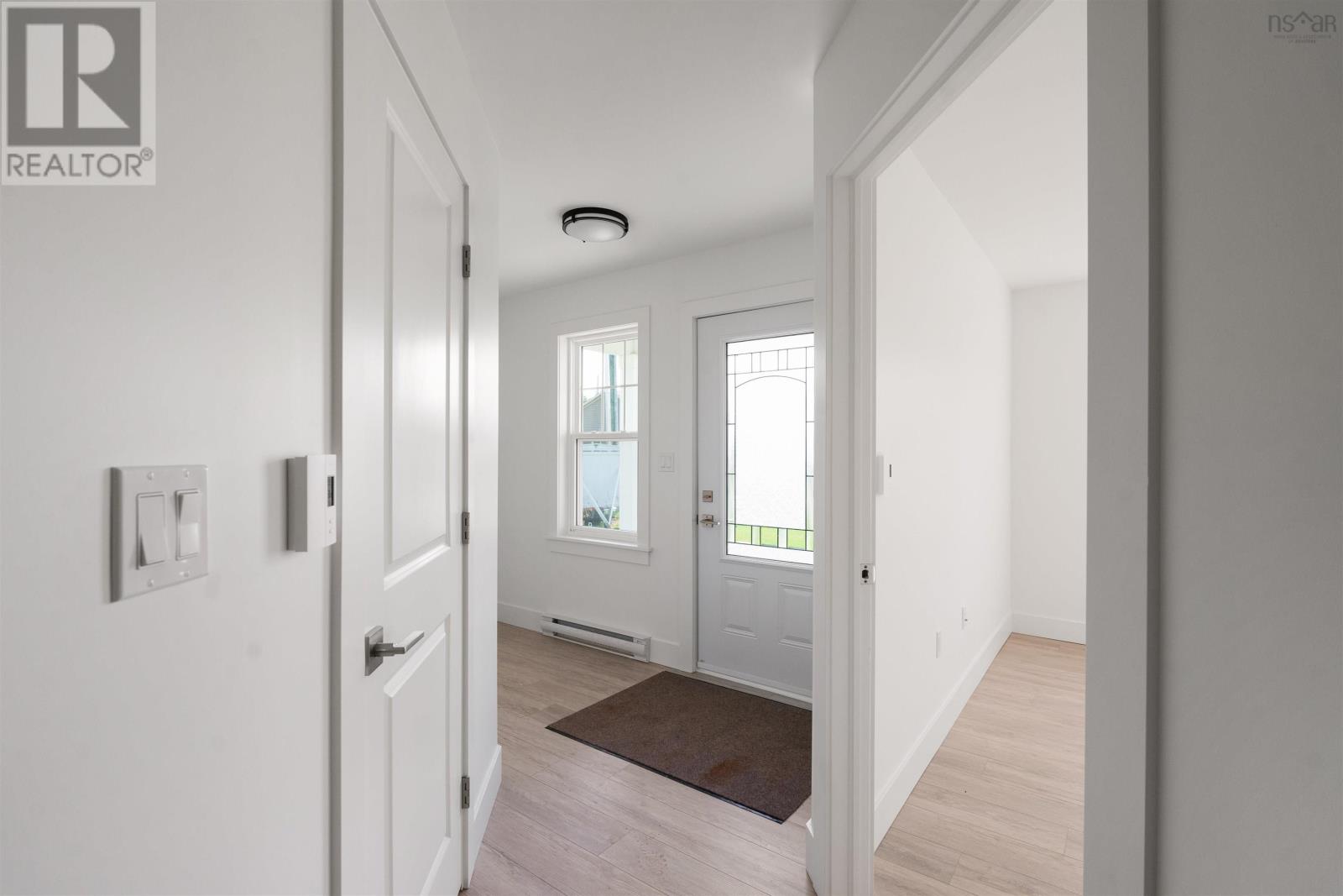 8 Elizabeth Avenue, Garlands Crossing, Nova Scotia  B0N 2T0 - Photo 7 - 202506756