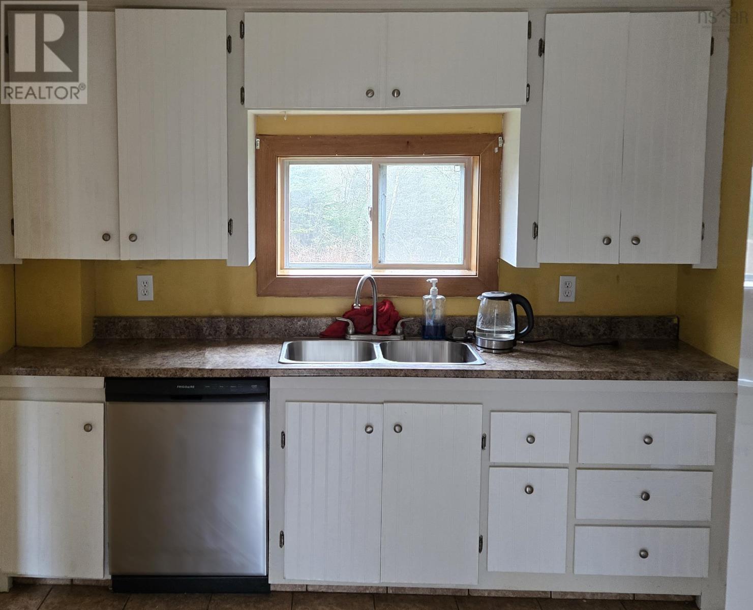 28111 Highway 7, Moosehead, Nova Scotia  B0J 2K0 - Photo 6 - 202518559