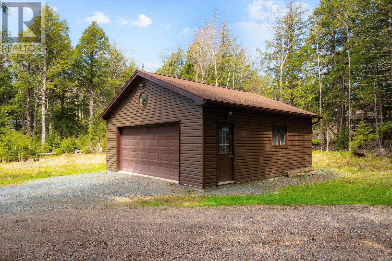 30 Deep Woods Lane, Enfield, Nova Scotia  B2T 1G9 - Photo 2 - 202511013