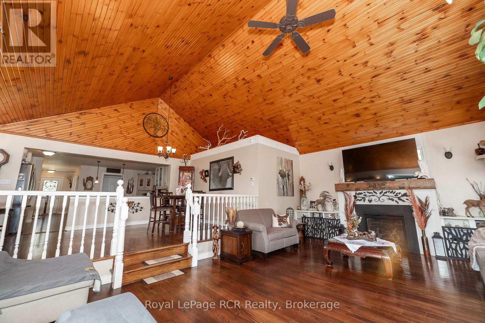 113 Glenwood Place, West Grey, Ontario  N0C 1H0 - Photo 8 - X12328636