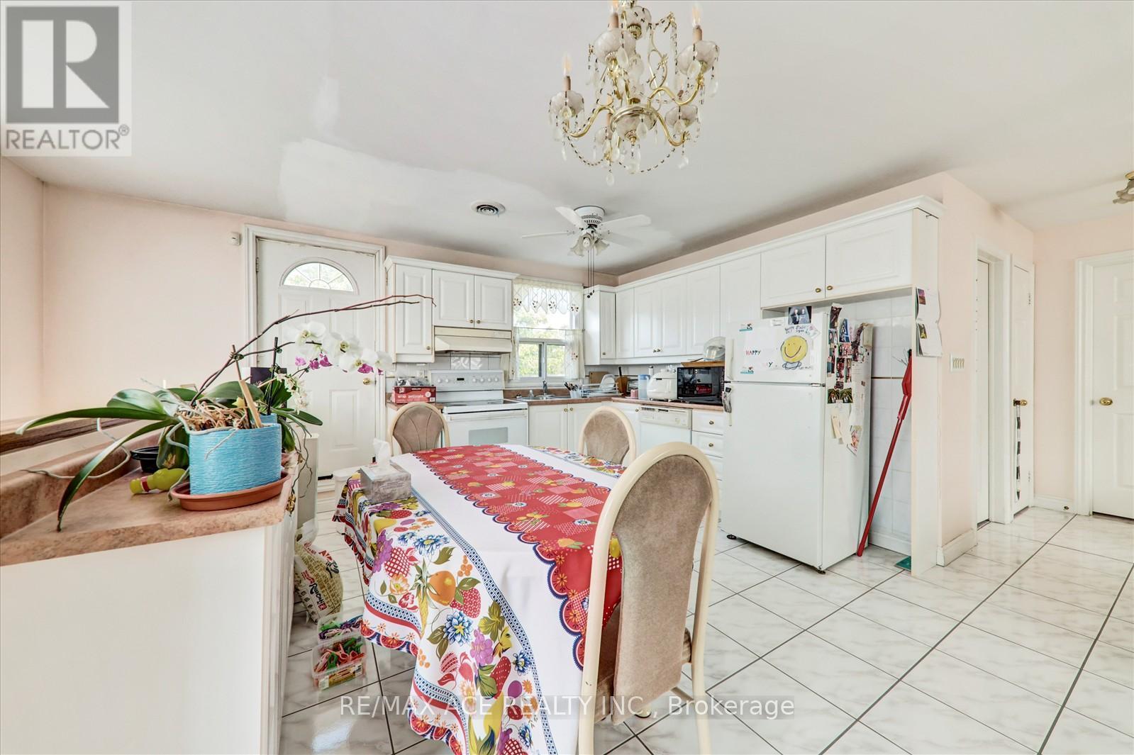 132 Victoria Street N, Port Hope, Ontario  L1A 3M8 - Photo 23 - X12333558