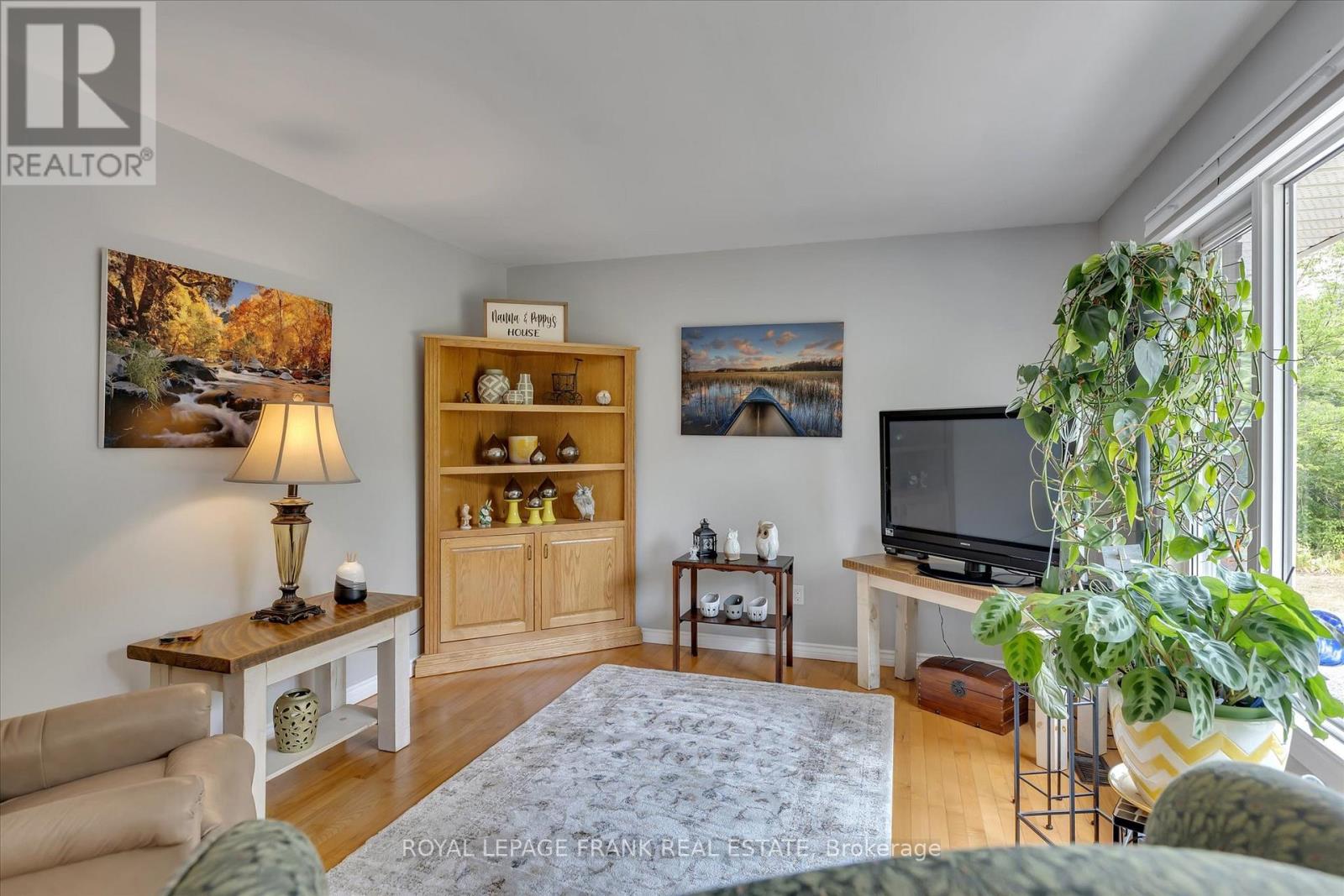 419 South Beach Road, Douro-Dummer, Ontario  K0L 2H0 - Photo 17 - X12333780
