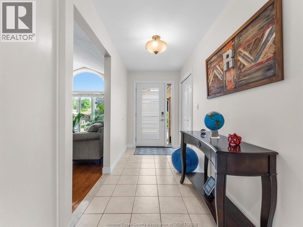 Property at 480 Delaware AVENUE image 2
