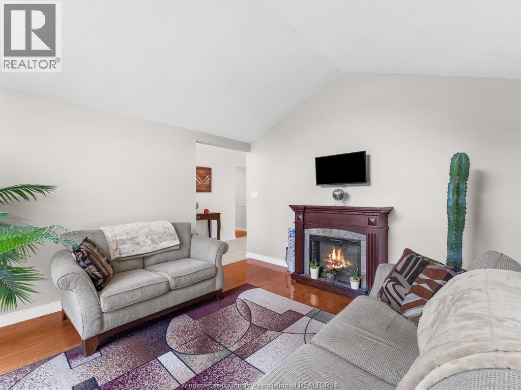Property at 480 Delaware AVENUE image 5