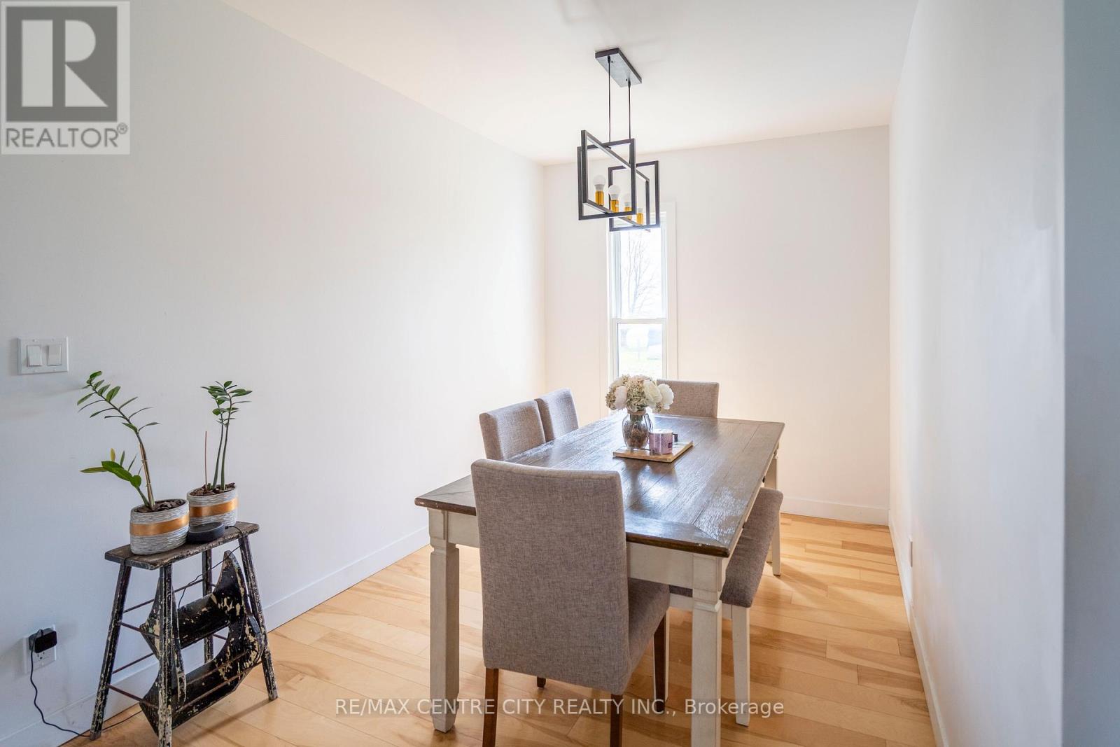 3501 Concession Drive, Southwest Middlesex, Ontario  N0L 1M0 - Photo 11 - X12333744