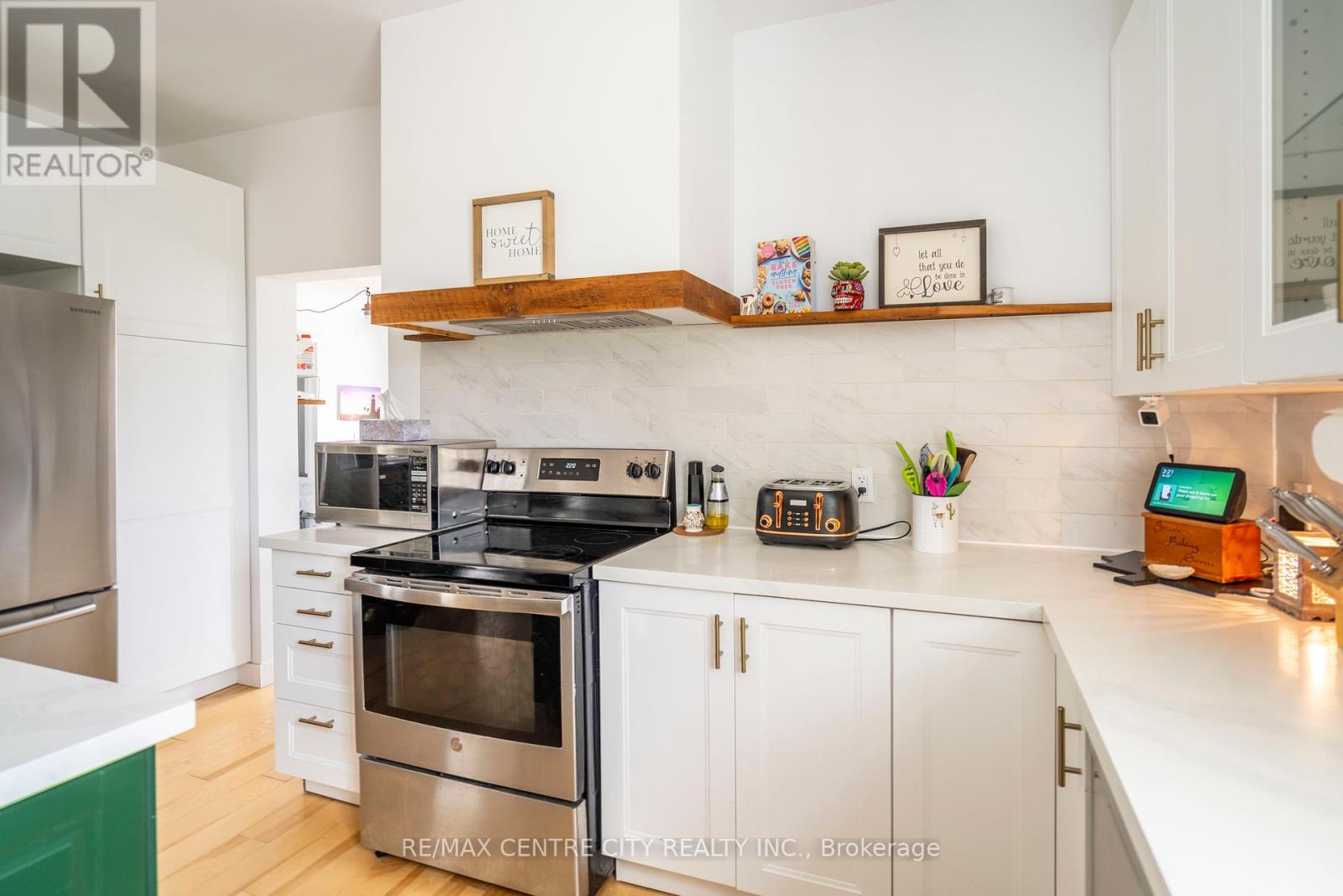 3501 Concession Drive, Southwest Middlesex, Ontario  N0L 1M0 - Photo 17 - X12333744