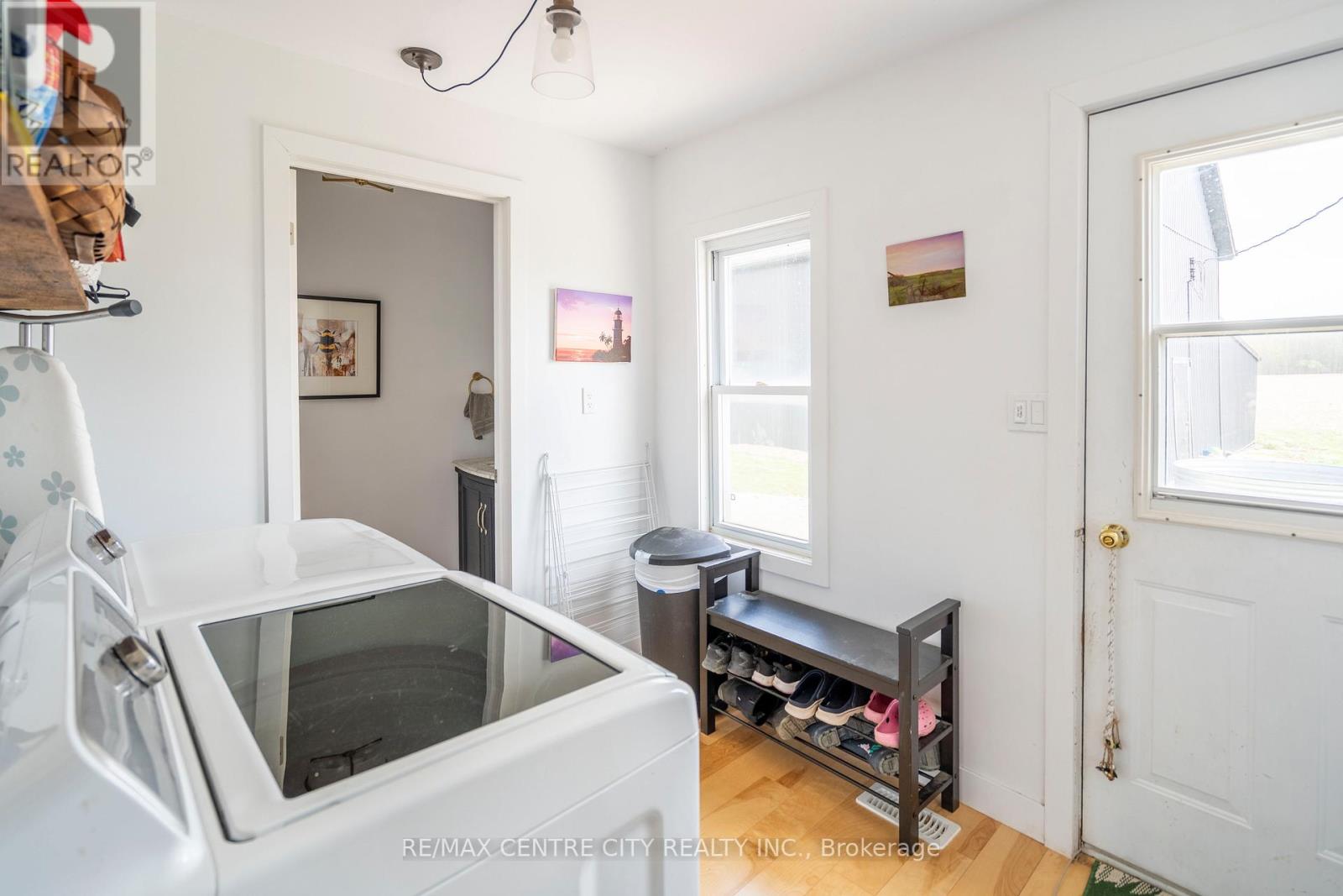 3501 Concession Drive, Southwest Middlesex, Ontario  N0L 1M0 - Photo 31 - X12333744