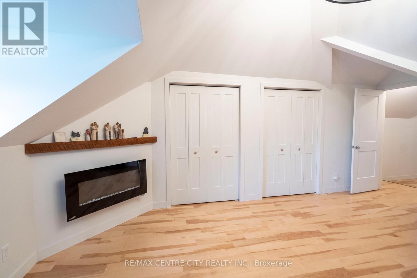 3501 Concession Drive, Southwest Middlesex, Ontario  N0L 1M0 - Photo 40 - X12333744