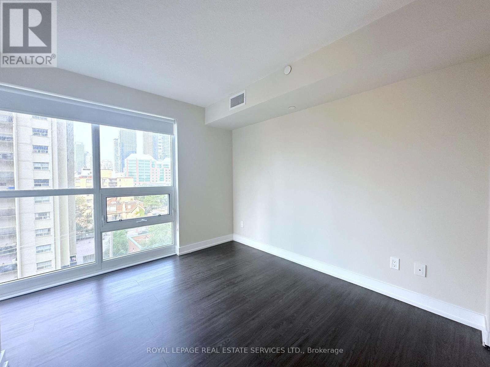 702 - 561 Sherbourne Street, Toronto, Ontario  M4X 0A1 - Photo 11 - C12333679