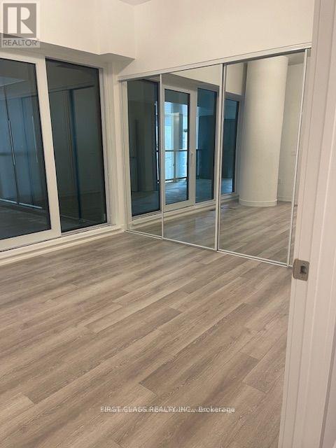 507 - 238 Simcoe Street, Toronto, Ontario  M5T 3B9 - Photo 3 - C12333692