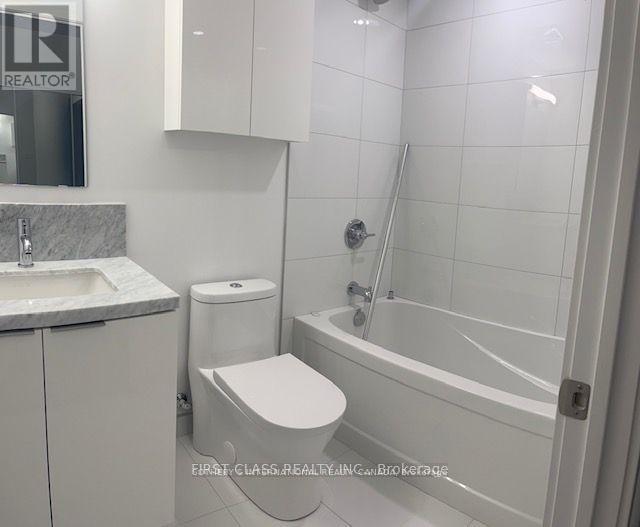 507 - 238 Simcoe Street, Toronto, Ontario  M5T 3B9 - Photo 6 - C12333692