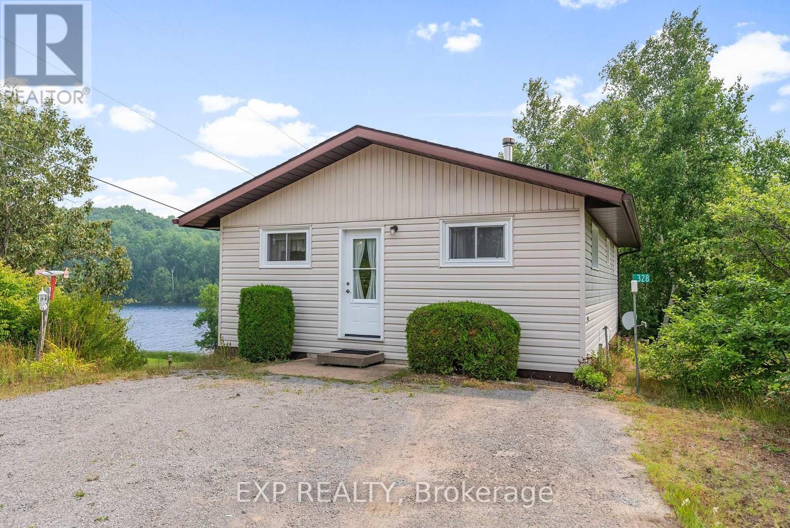 328 Horseshoe Lane, Madawaska Valley, Ontario  K0J 1B0 - Photo 1 - X12333805