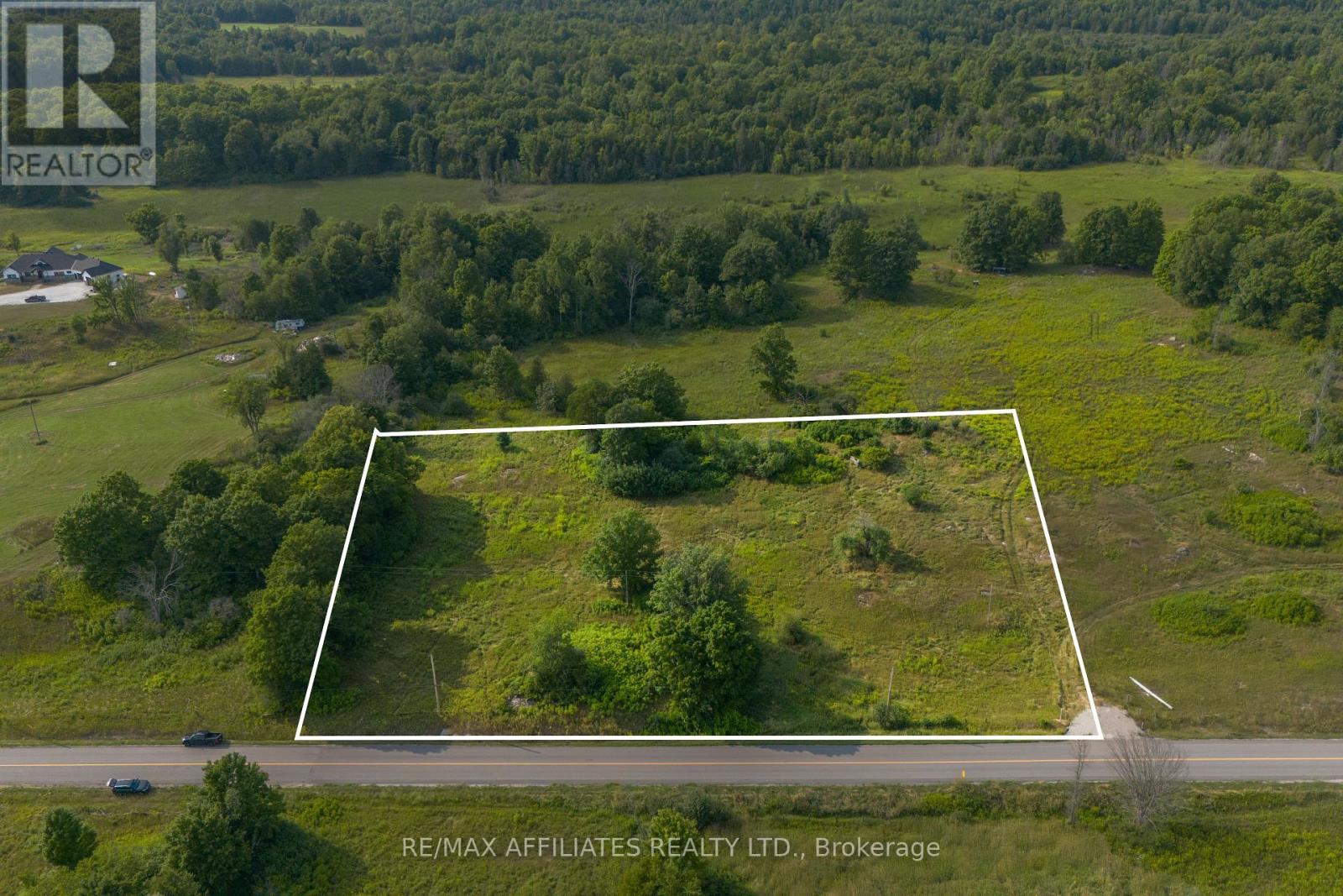 816 Bennett Lake Road, Tay Valley, Ontario  K0G 1A0 - Photo 19 - X12333752