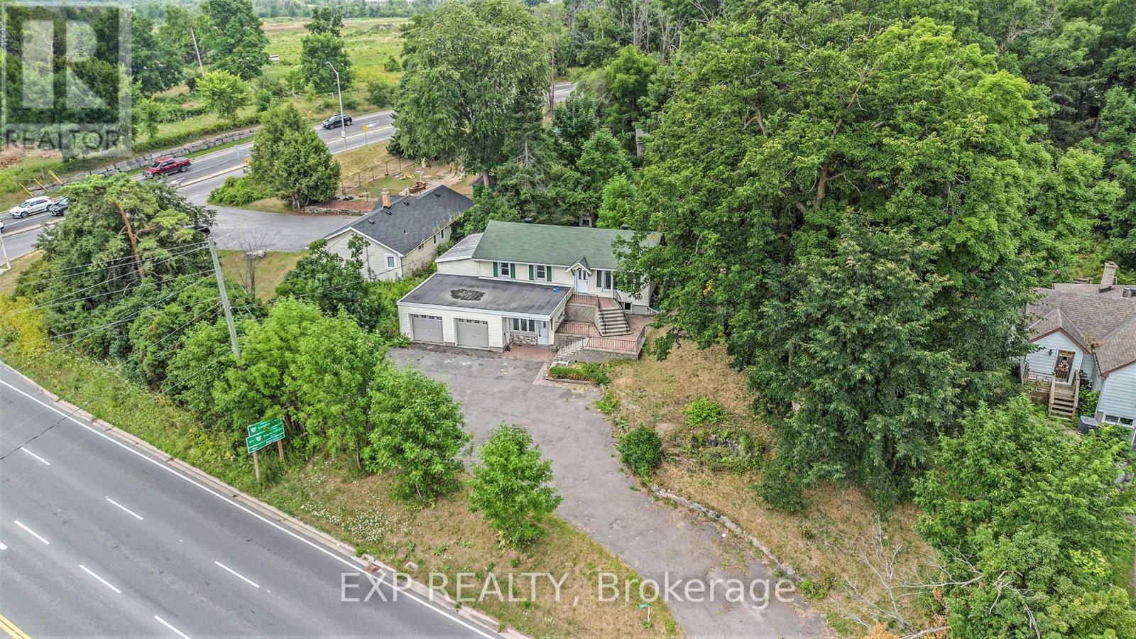 3854 Prince Of Wales Drive, Ottawa, Ontario  K2C 3H2 - Photo 40 - X12333754