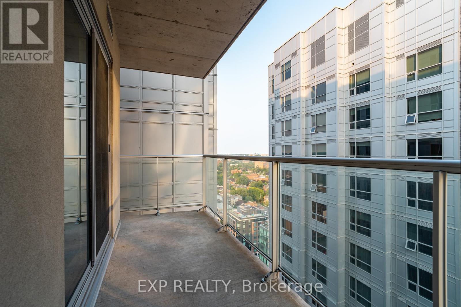 2606 - 242 Rideau Street, Ottawa, Ontario  K1N 0B7 - Photo 11 - X12333801