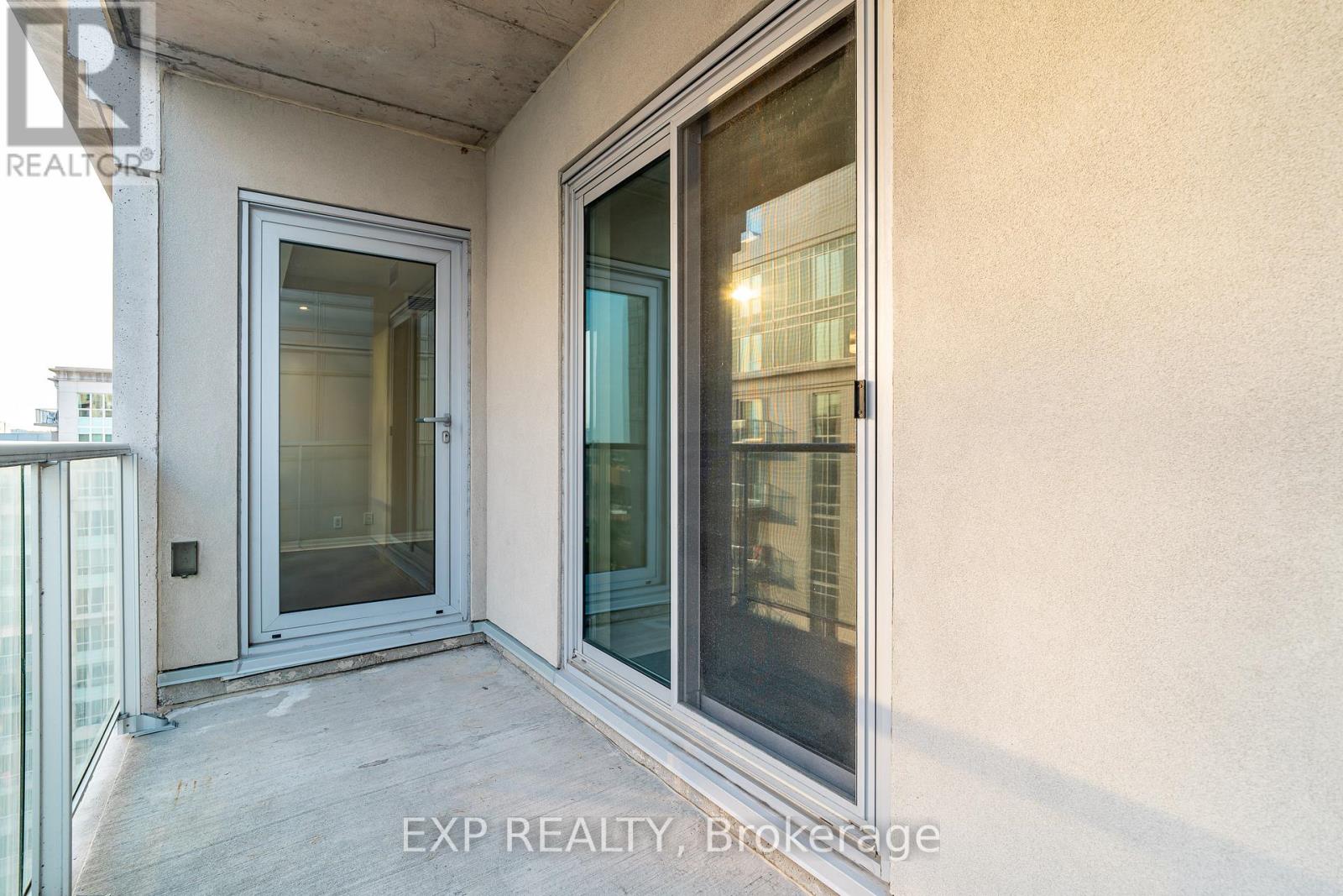 2606 - 242 Rideau Street, Ottawa, Ontario  K1N 0B7 - Photo 12 - X12333801