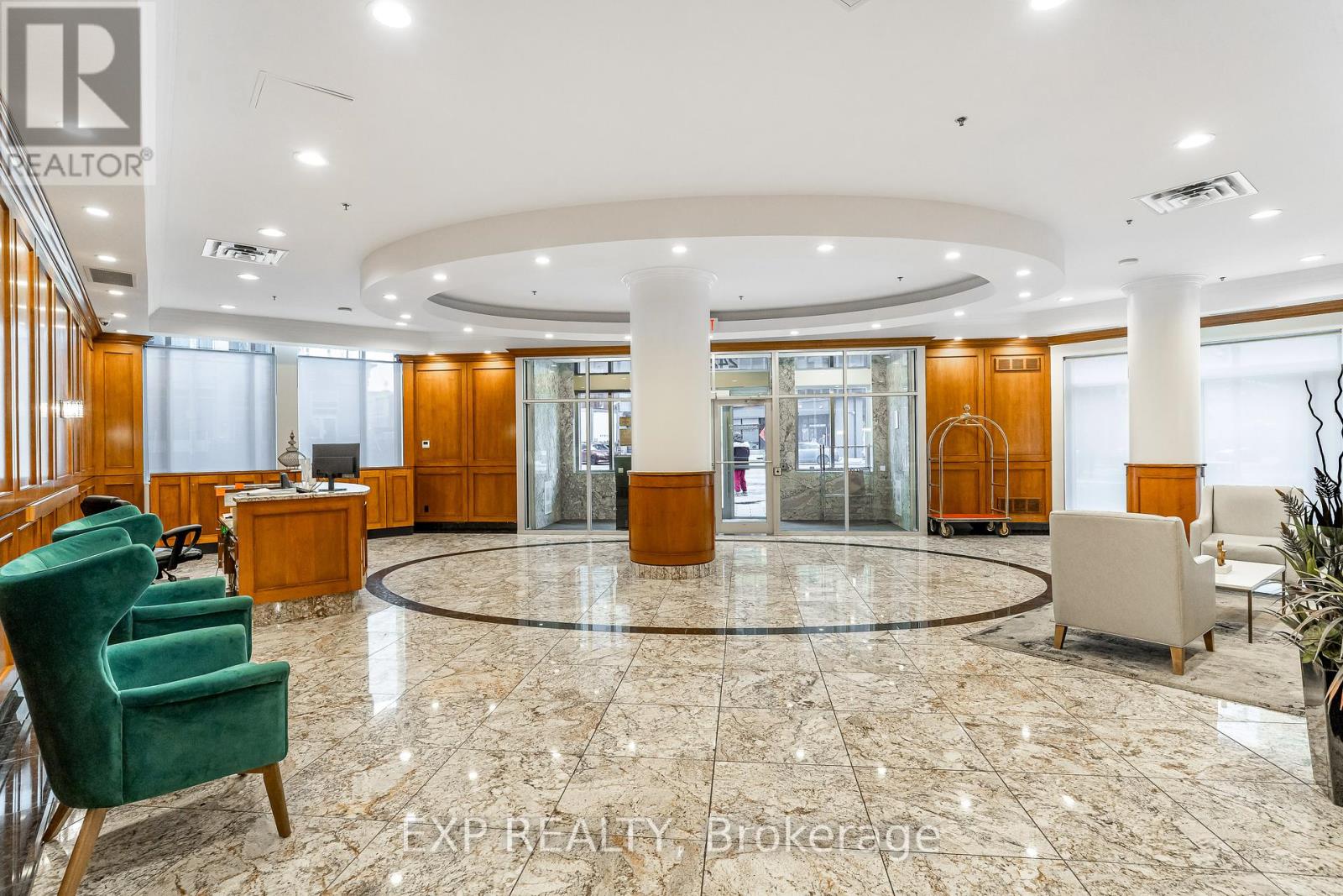 2606 - 242 Rideau Street, Ottawa, Ontario  K1N 0B7 - Photo 24 - X12333801