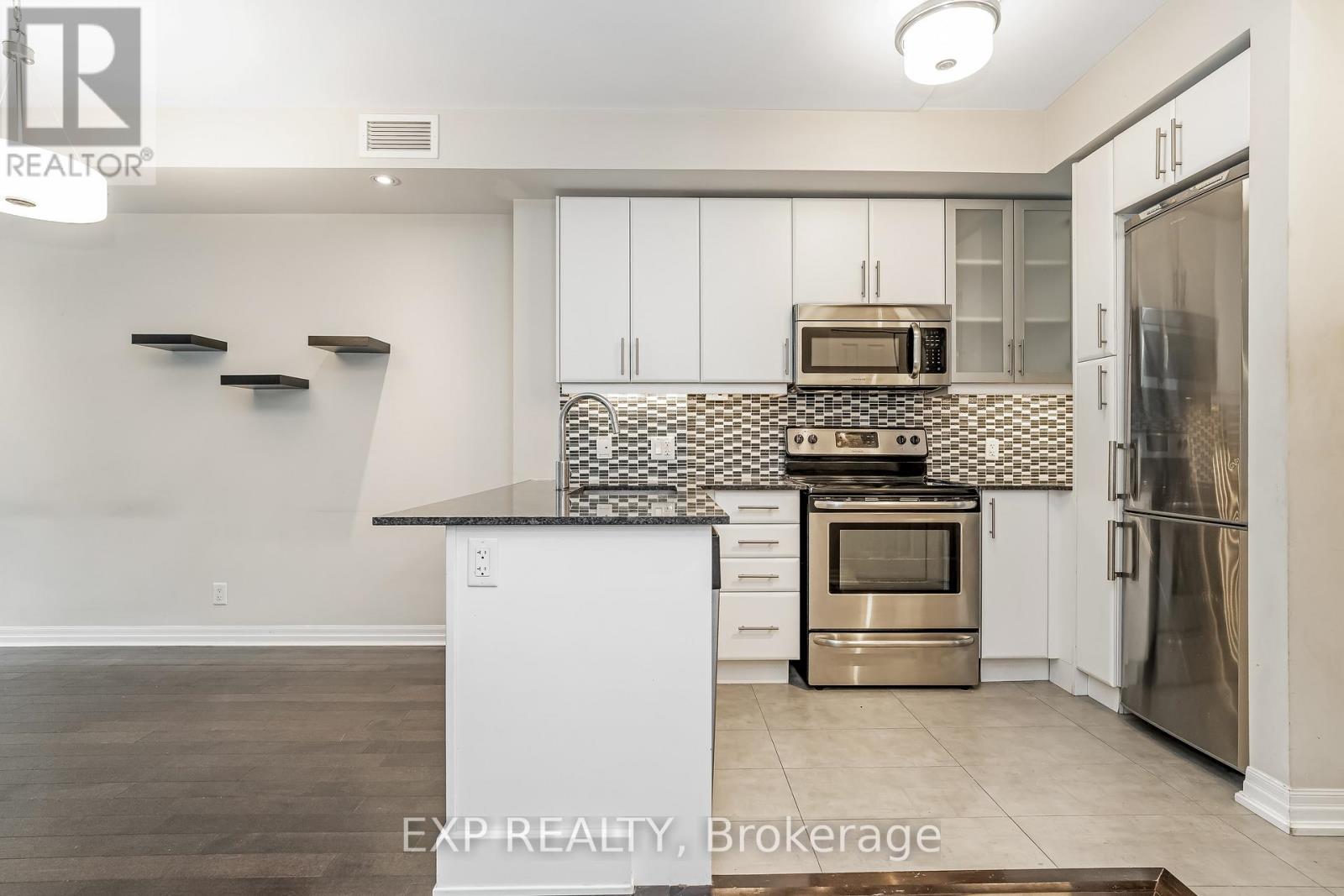 2606 - 242 Rideau Street, Ottawa, Ontario  K1N 0B7 - Photo 3 - X12333801