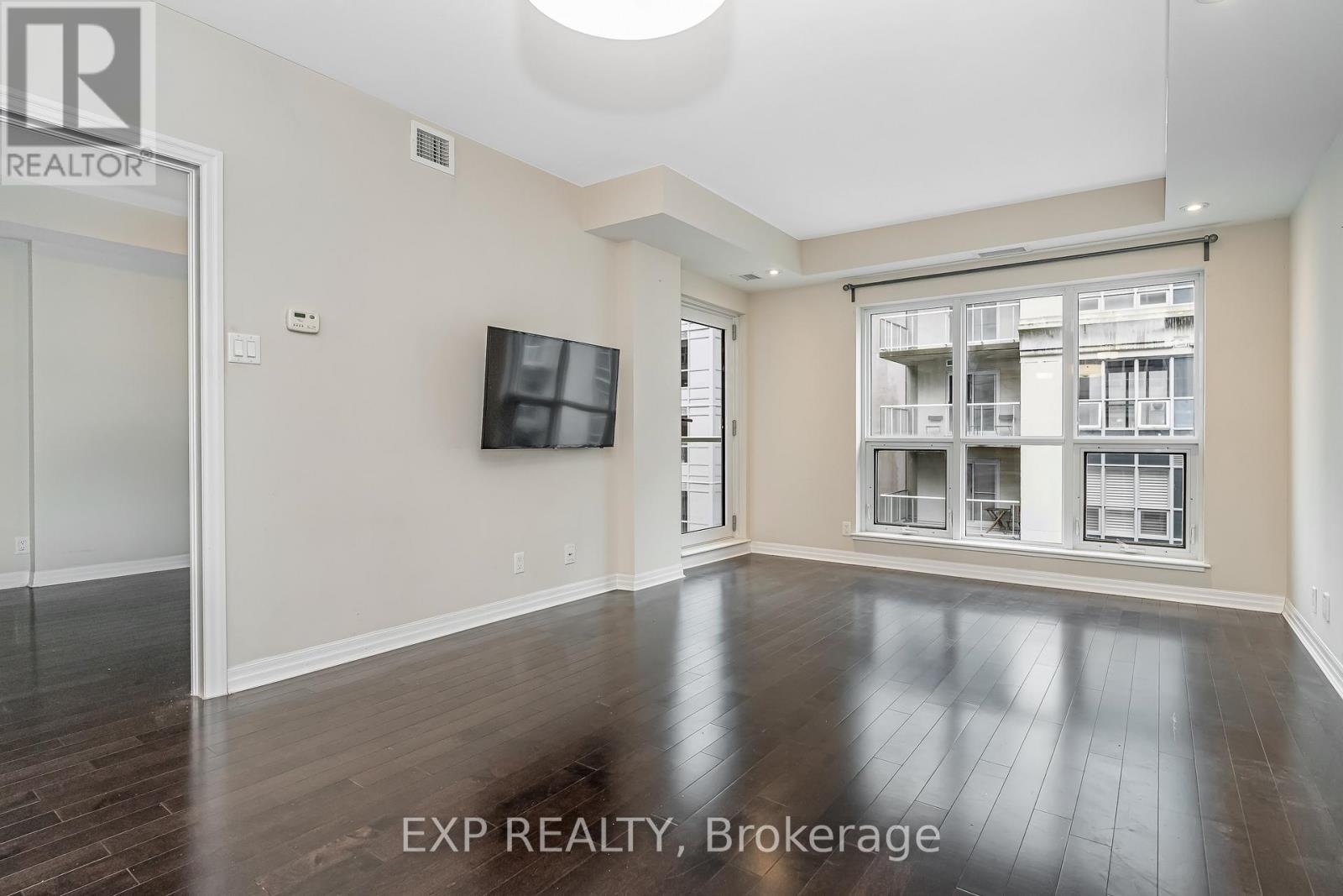 2606 - 242 Rideau Street, Ottawa, Ontario  K1N 0B7 - Photo 6 - X12333801