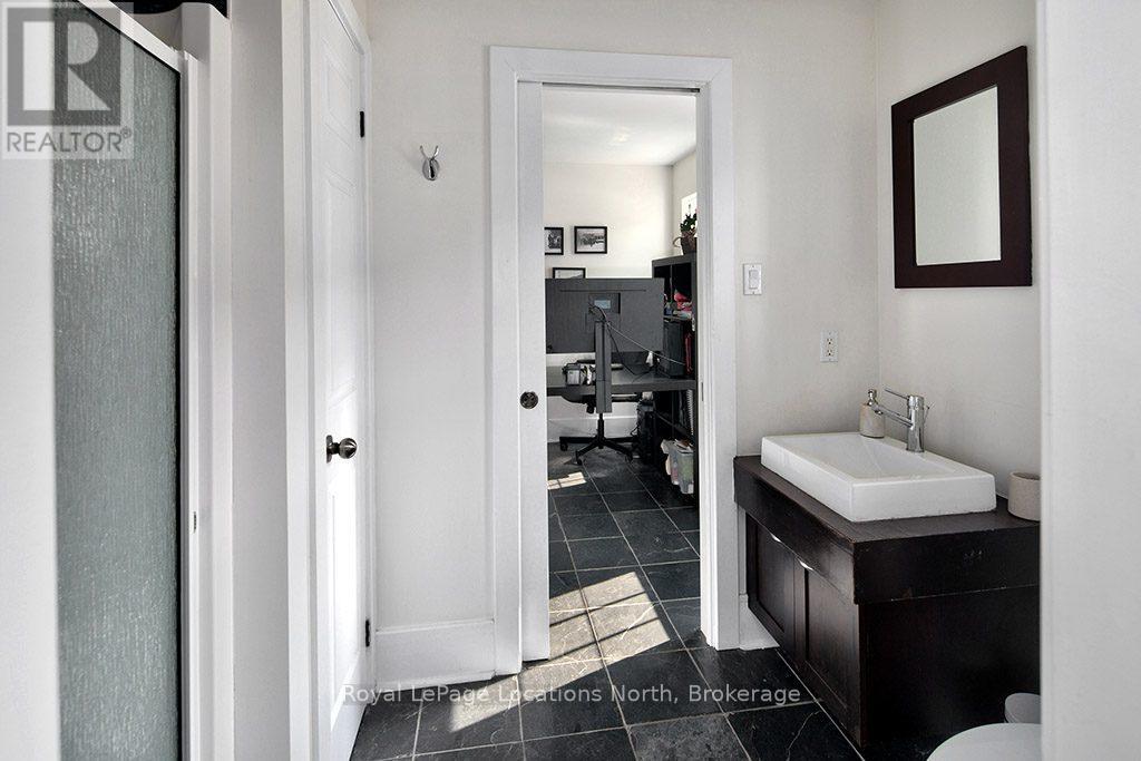 183 Alta Road, Blue Mountains, Ontario  L9Y 0T2 - Photo 13 - X12062216