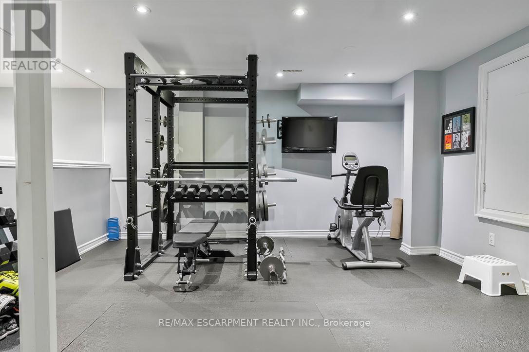 1487 Chriseden Drive, Mississauga, Ontario  L5H 1V3 - Photo 33 - W12327948