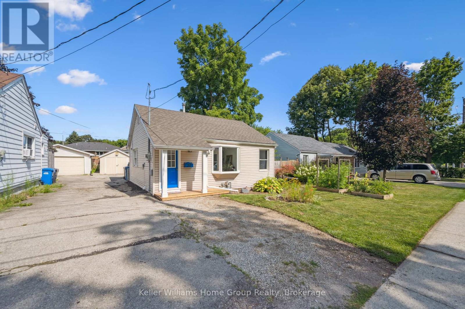 20 Cassino Avenue, Guelph, Ontario  N1E 2H8 - Photo 11 - X12333737
