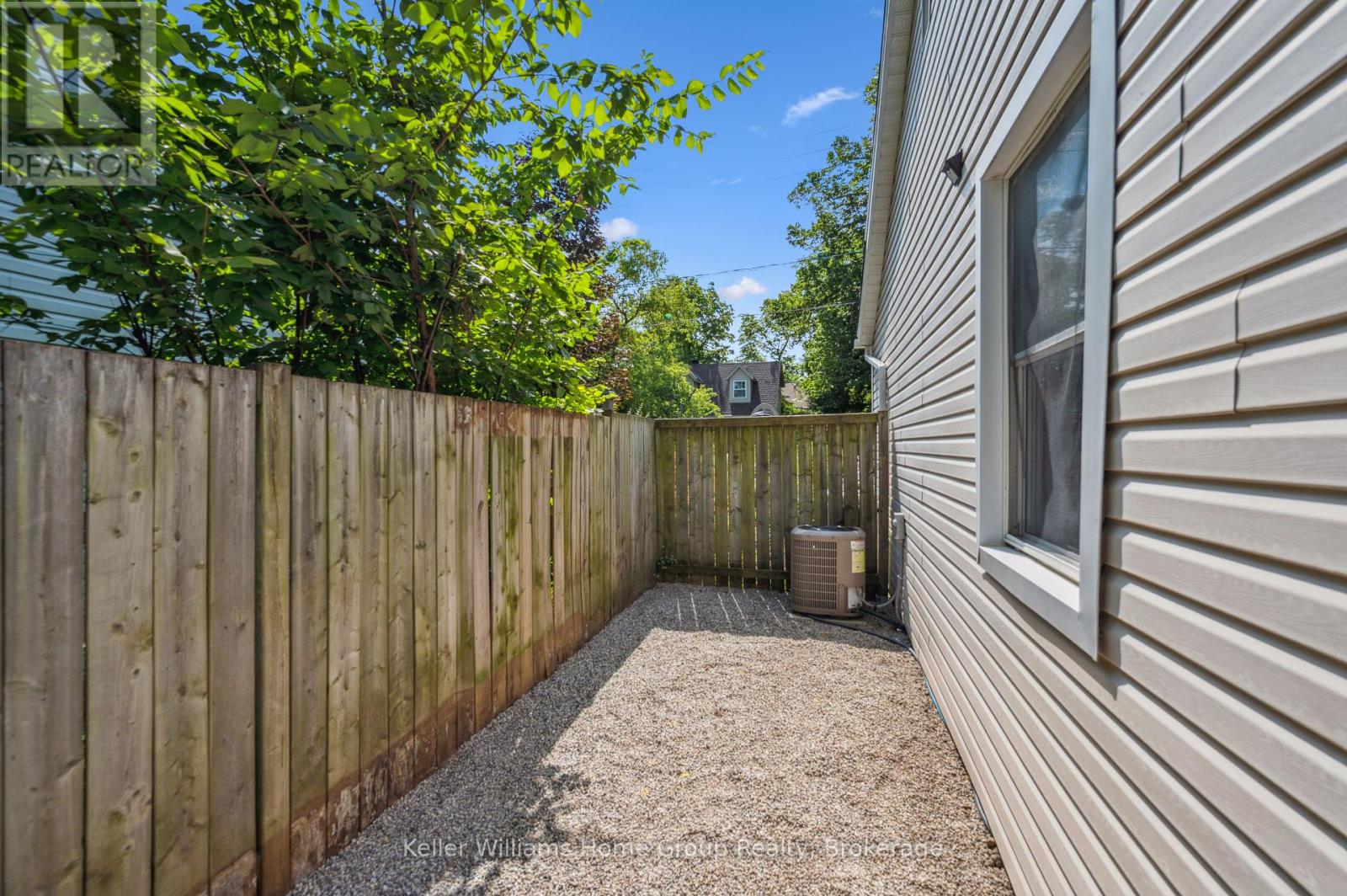 20 Cassino Avenue, Guelph, Ontario  N1E 2H8 - Photo 43 - X12333737