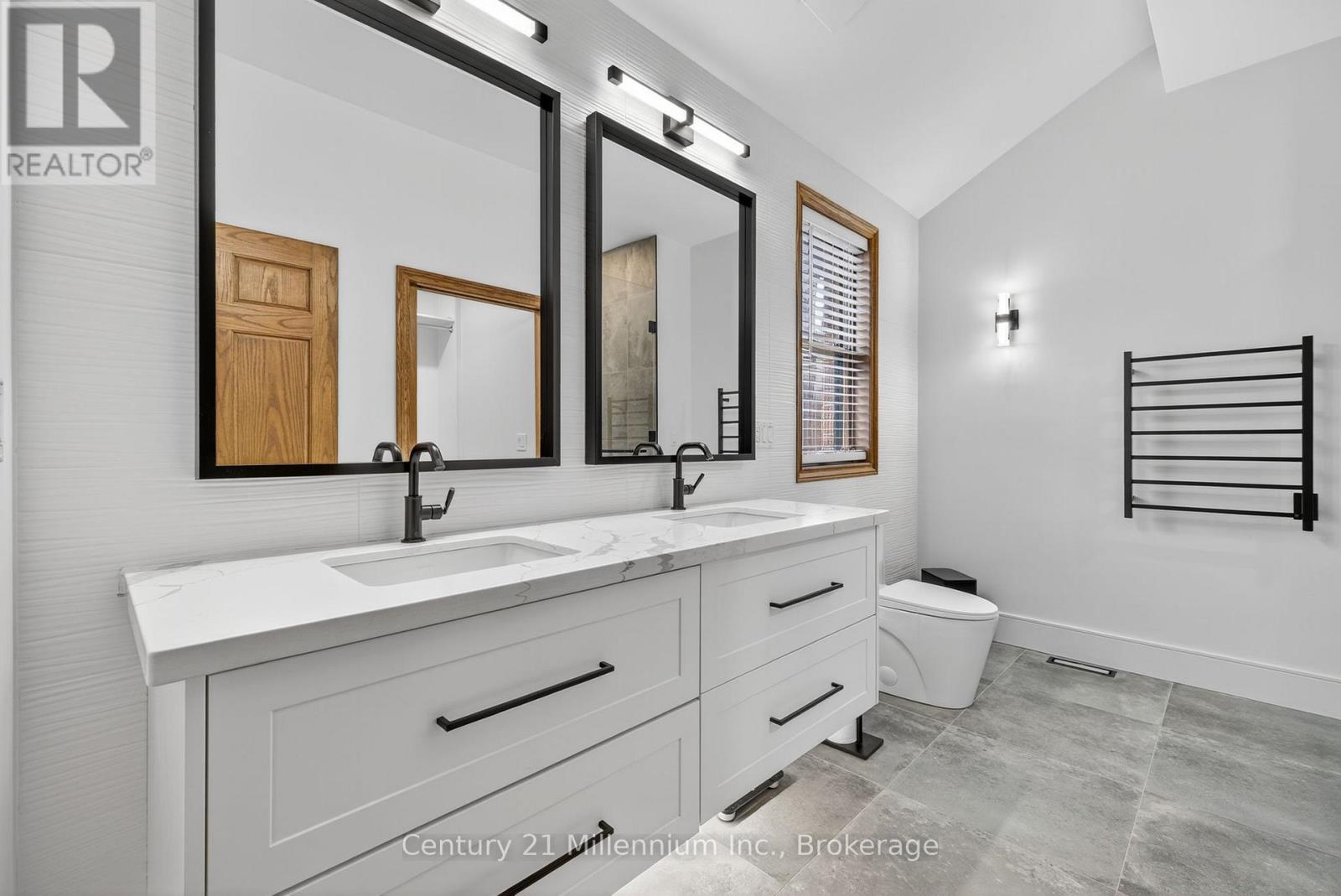 124 Frederick Street E, Wellington North, Ontario  N0G 1A0 - Photo 22 - X12333797