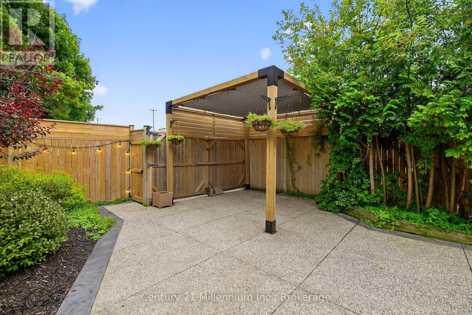 124 Frederick Street E, Wellington North, Ontario  N0G 1A0 - Photo 39 - X12333797
