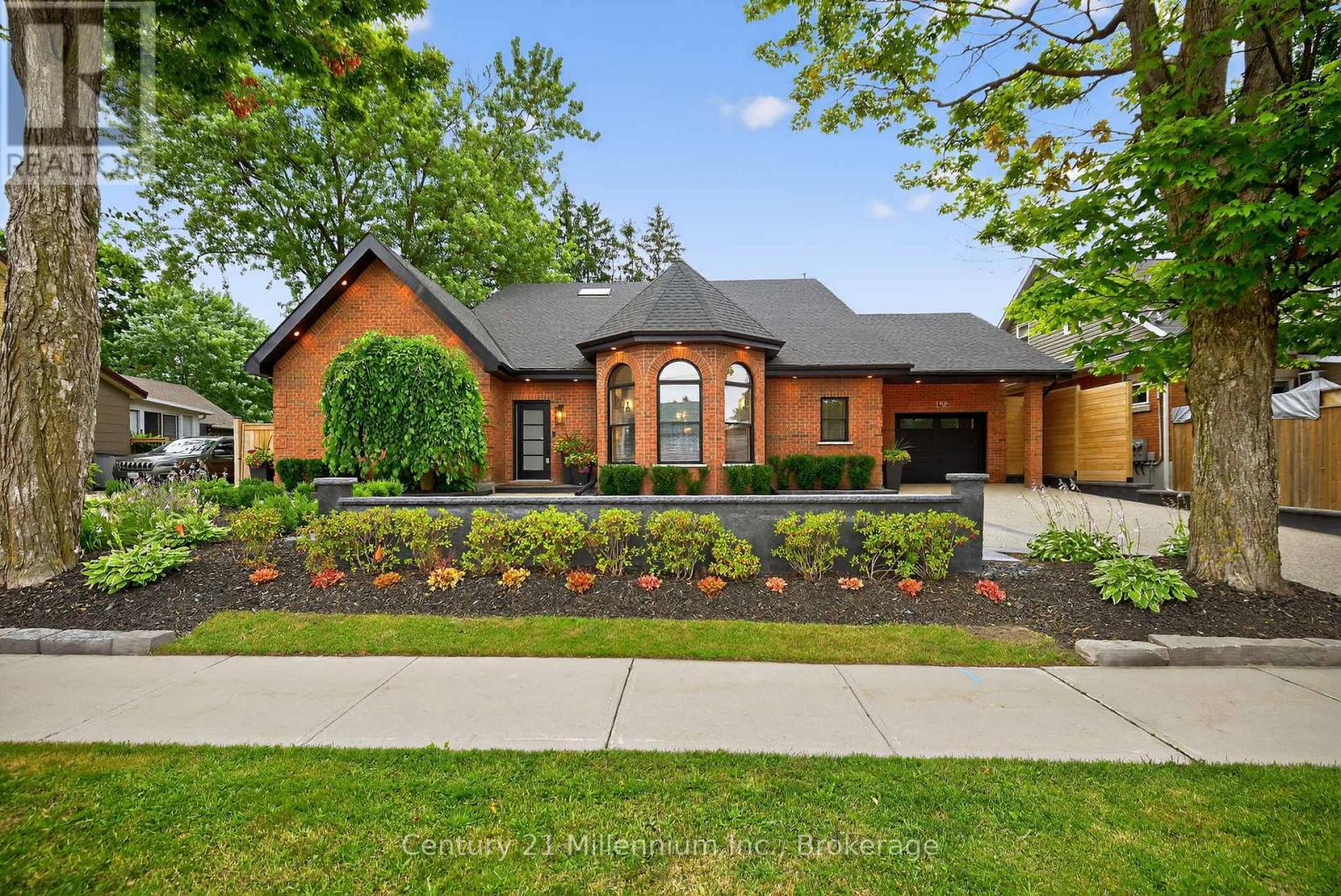 124 Frederick Street E, Wellington North, Ontario  N0G 1A0 - Photo 4 - X12333797