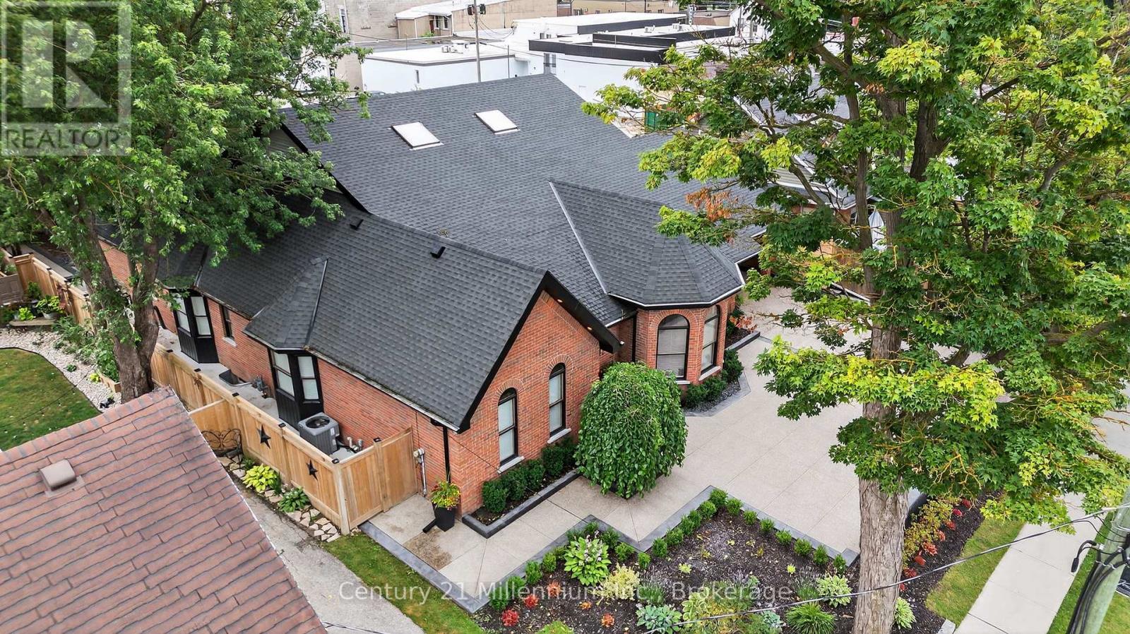 124 Frederick Street E, Wellington North, Ontario  N0G 1A0 - Photo 43 - X12333797