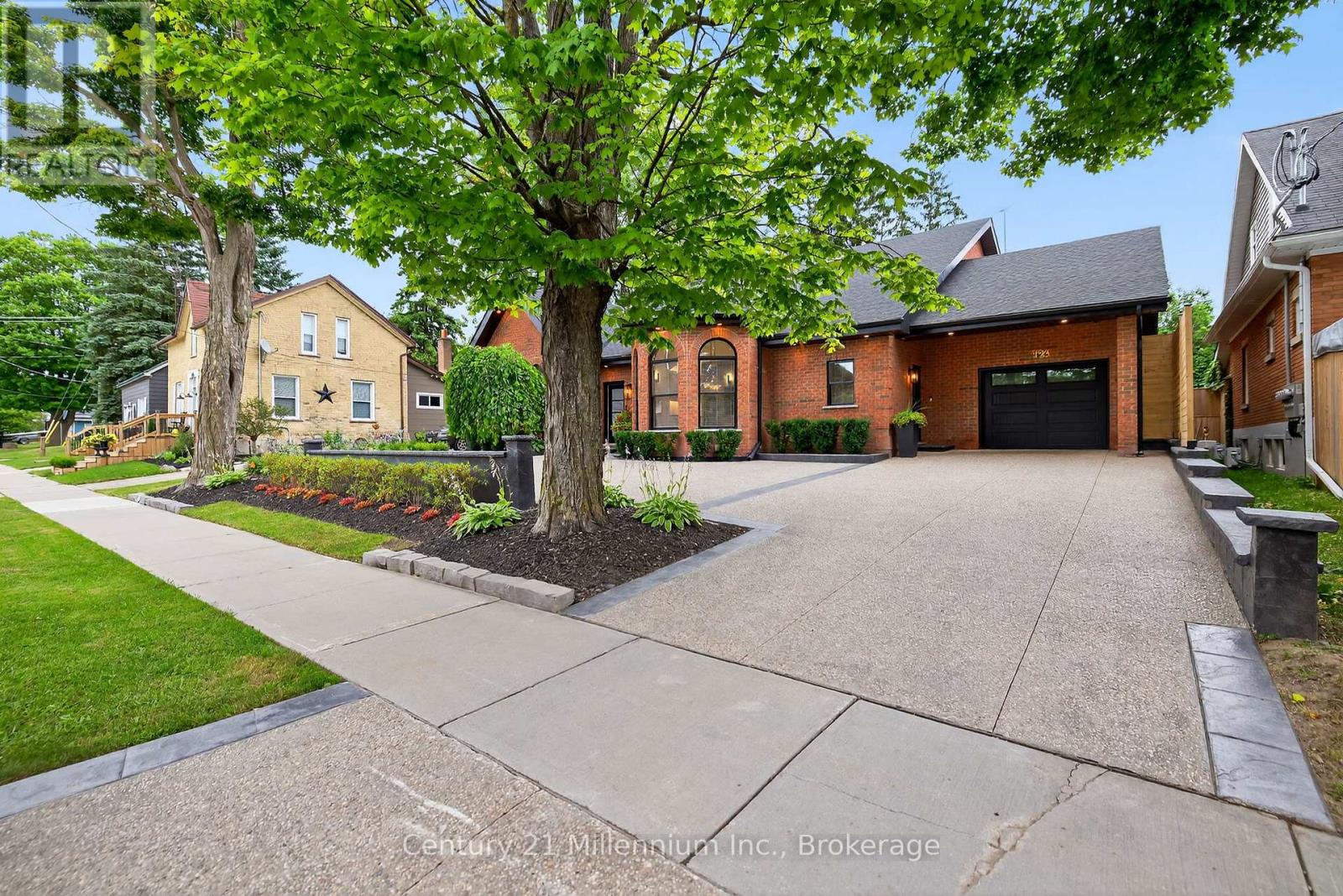 124 Frederick Street E, Wellington North, Ontario  N0G 1A0 - Photo 47 - X12333797