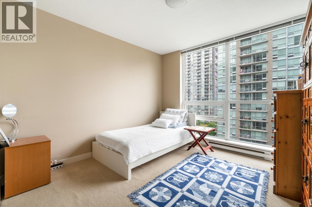 1201 2978 Glen Drive, Coquitlam, British Columbia  V3B 0C3 - Photo 13 - R3034532