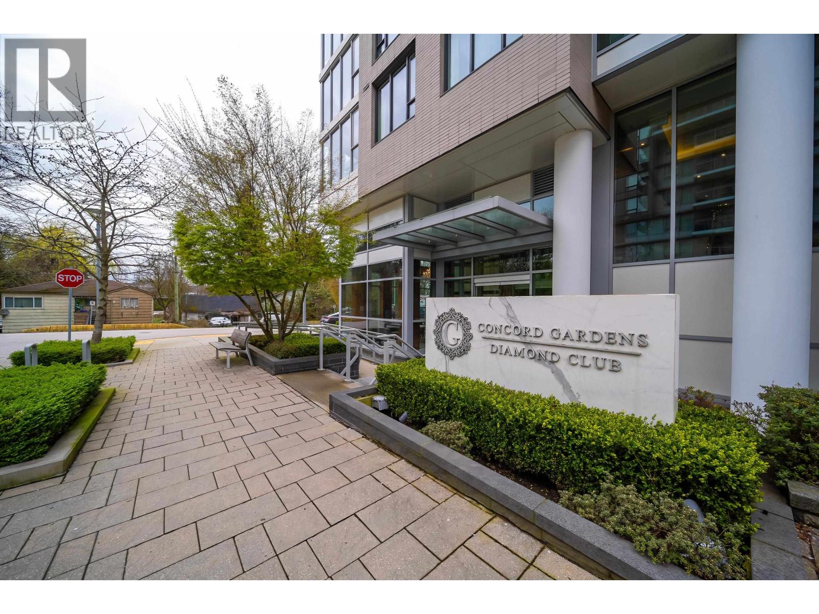 721 8988 PATTERSON ROAD, Richmond, British Columbia