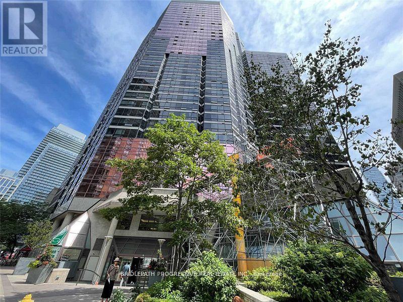706 - 1001 Bay Street, Toronto, Ontario  M5S 3A6 - Photo 21 - C12333232