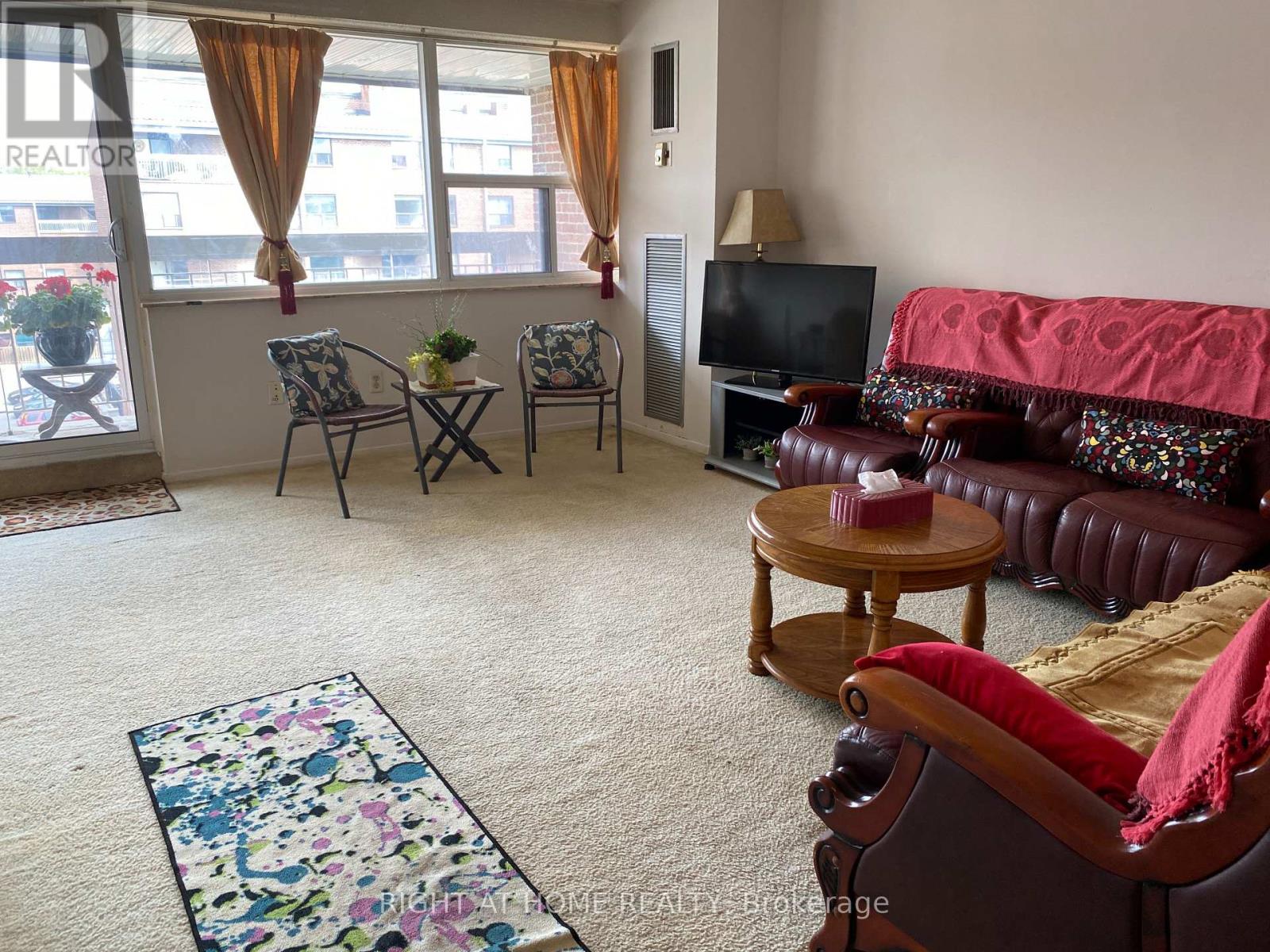 505 - 4060 Lawrence Avenue E, Toronto, Ontario  M1E 4V4 - Photo 4 - E12318839