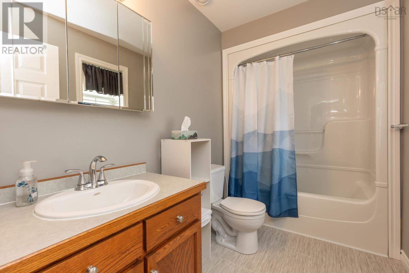 25 Breeze Drive, Yarmouth, Nova Scotia  B5A 4V1 - Photo 25 - 202520130