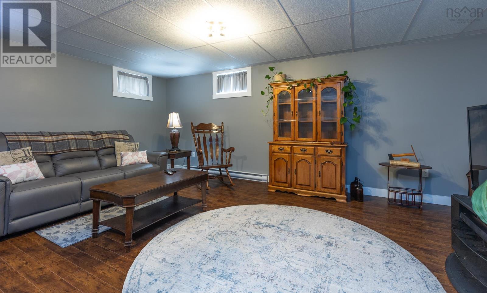 25 Breeze Drive, Yarmouth, Nova Scotia  B5A 4V1 - Photo 33 - 202520130